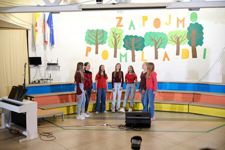 005_Zapojmo pomladi II_dan